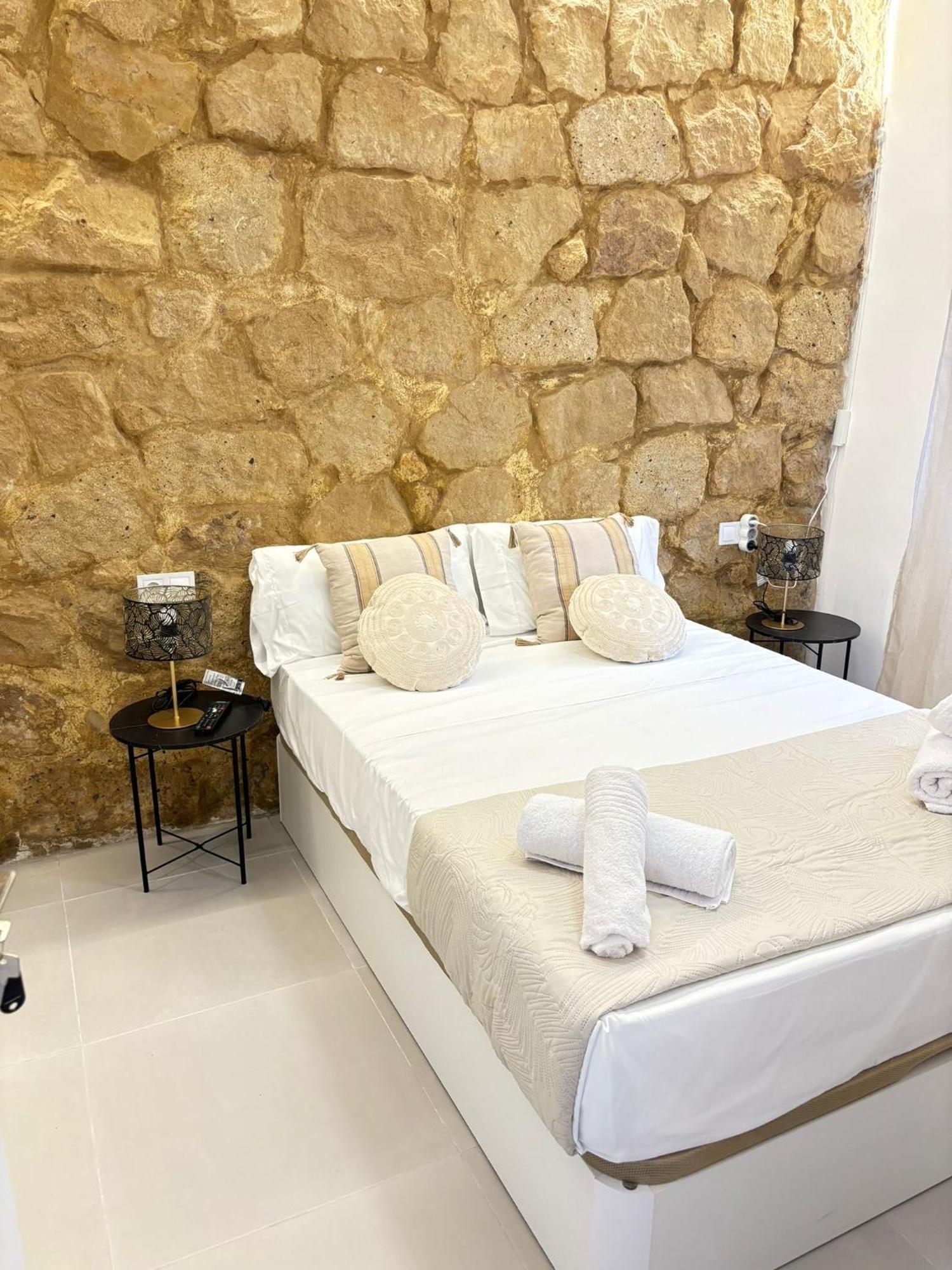 Carolinas Suites By Coqueto Alicante Buitenkant foto