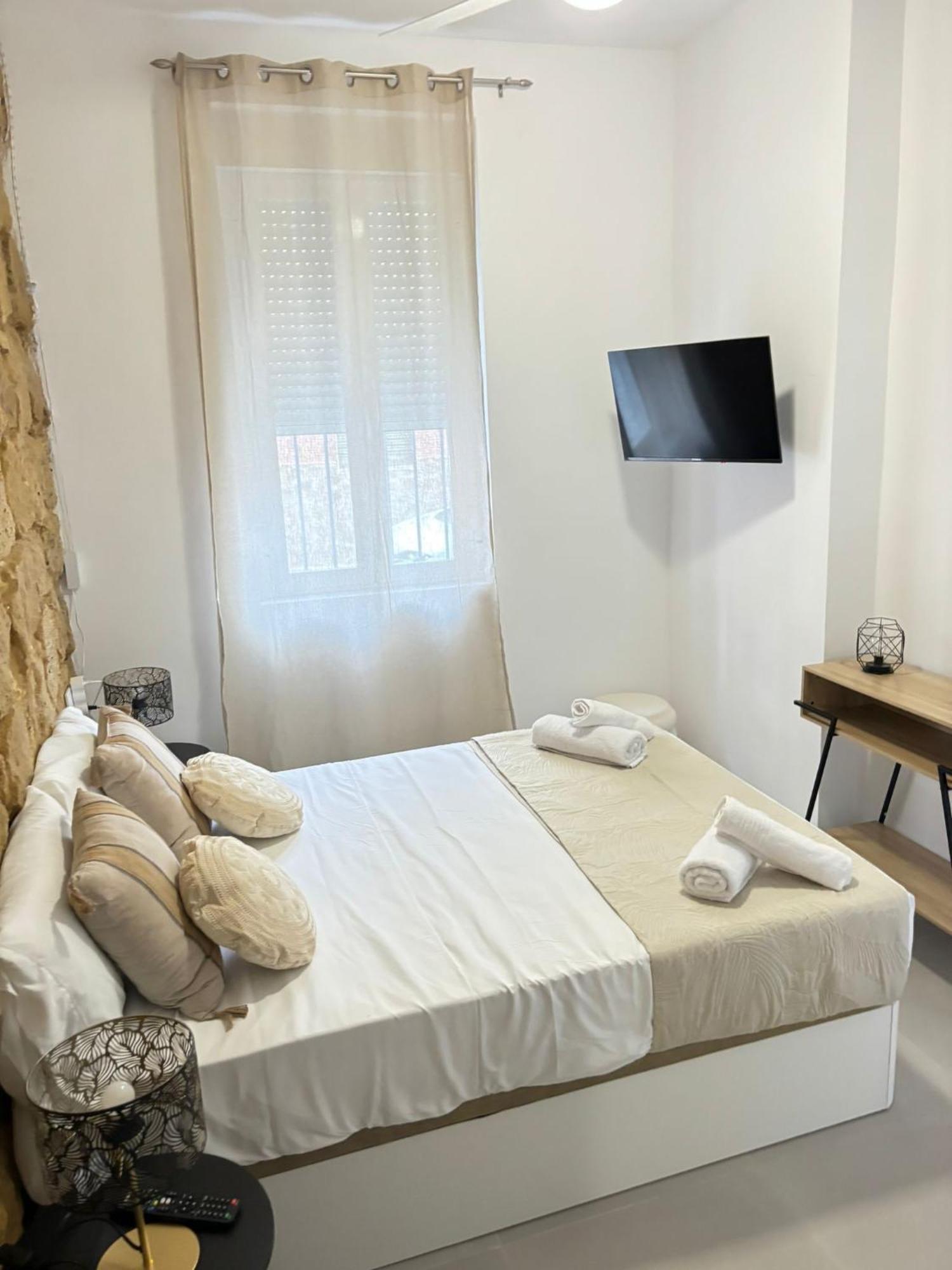 Carolinas Suites By Coqueto Alicante Buitenkant foto